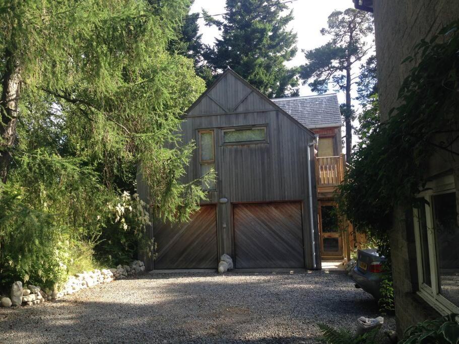 The Beeches Studio, Highlands Of Scotland Нютънмор Екстериор снимка